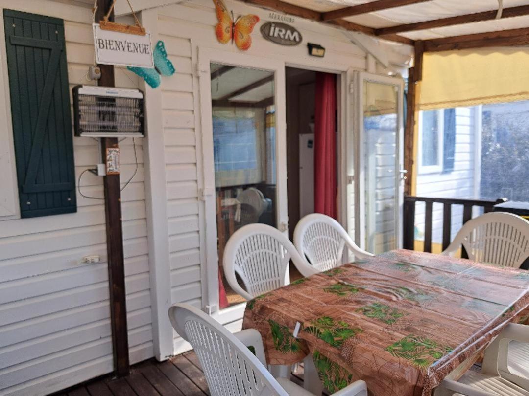 Mobile Home Tout Confort Alexandre La Roque-d'Antheron Dış mekan fotoğraf