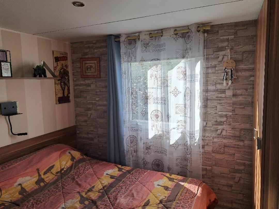 Mobile Home Tout Confort Alexandre La Roque-d'Antheron Dış mekan fotoğraf