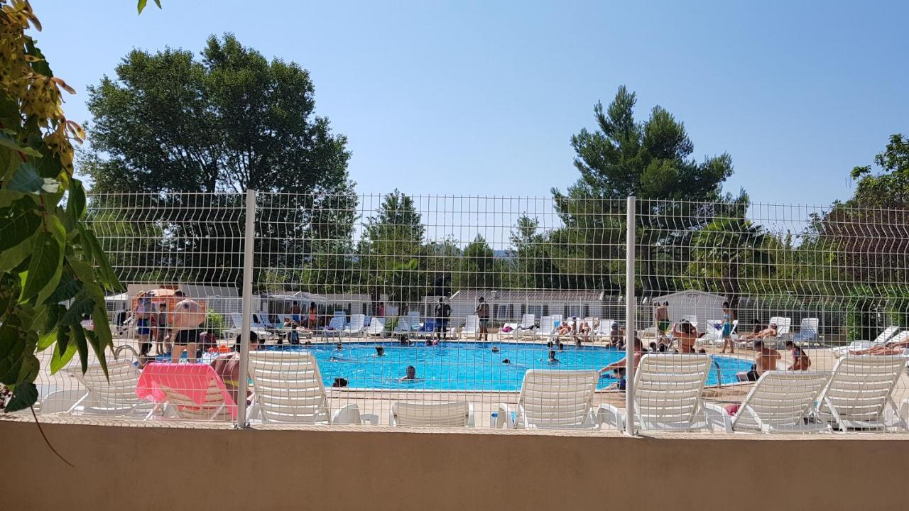 Mobile Home Tout Confort Alexandre La Roque-d'Antheron Dış mekan fotoğraf